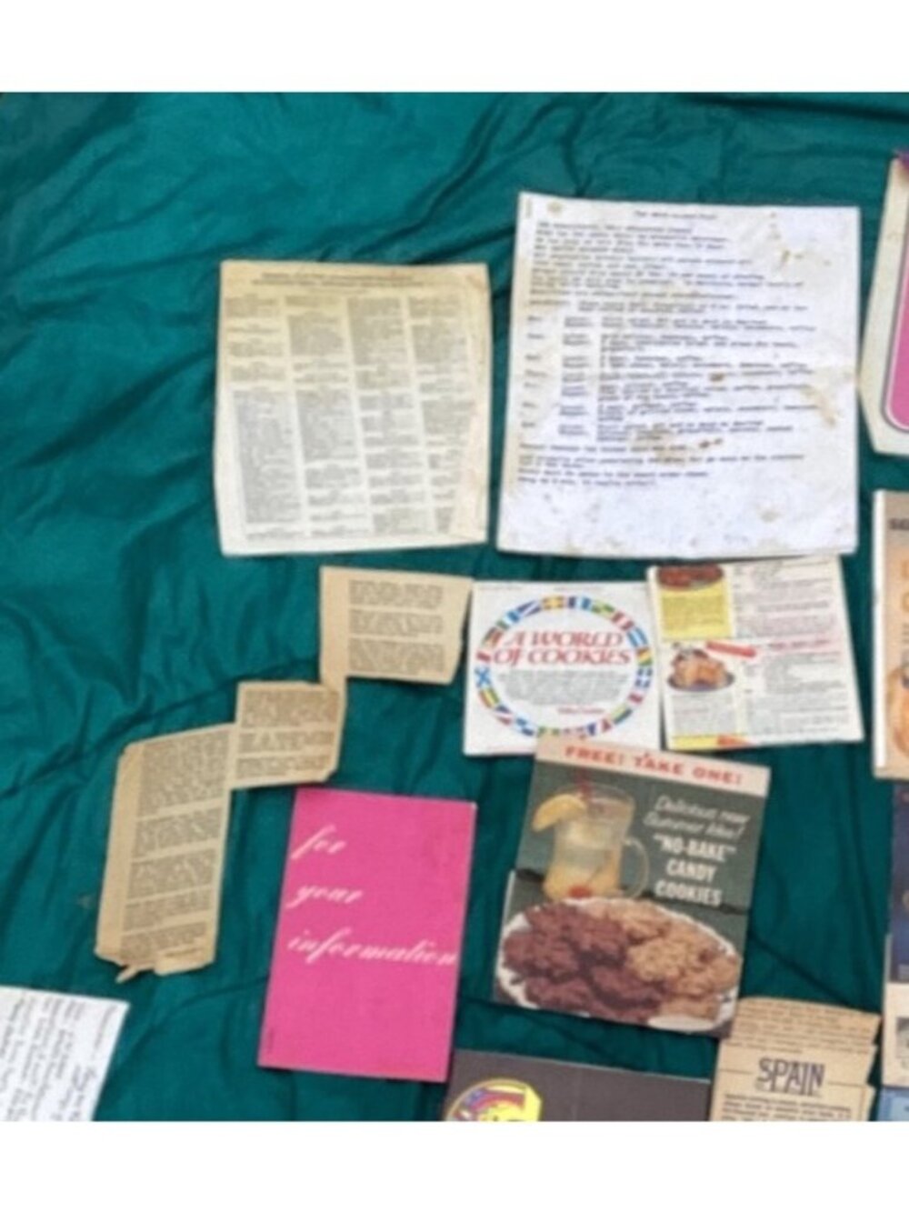 MCM Better Homes and Gardens New Cook Book Binder + Lot of Food Related Ephemera - Picture 13 of 15